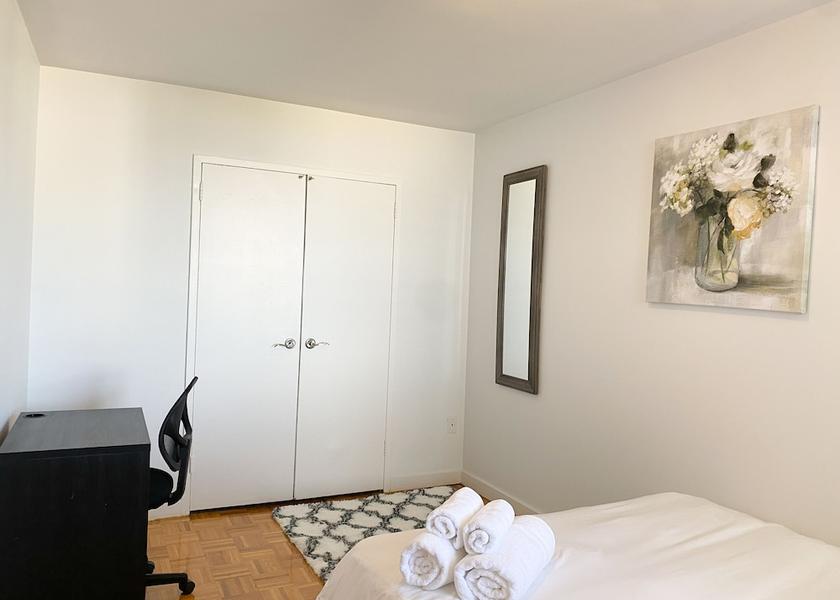 Ontario Toronto Room