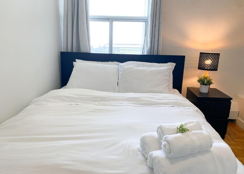 Ontario Toronto Room