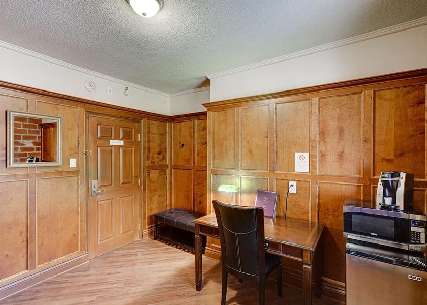 Quebec Baie Comeau Living Area