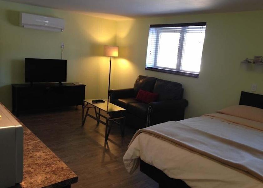Ontario Port Elgin Room