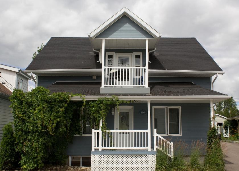 Quebec Saguenay Facade