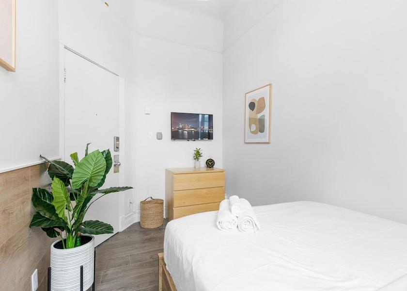 Quebec Montreal Room