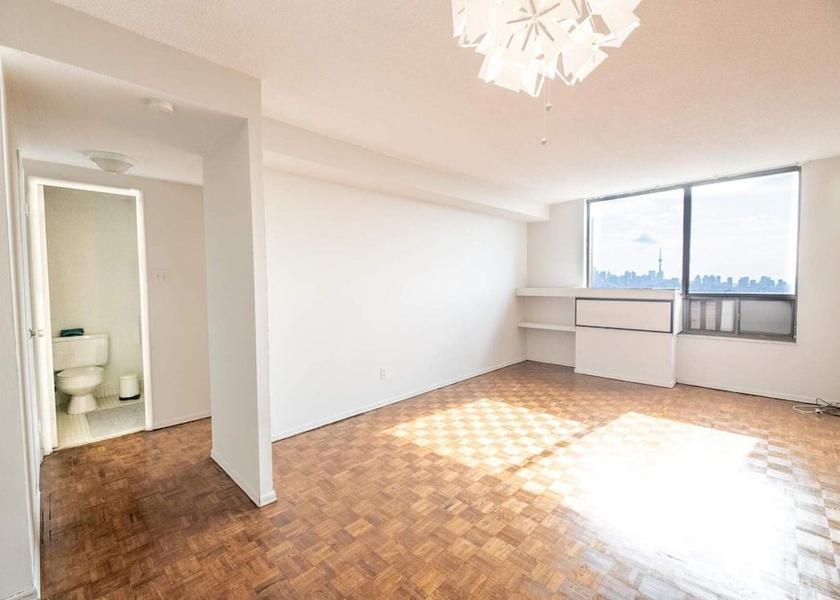 Quebec Montreal Room