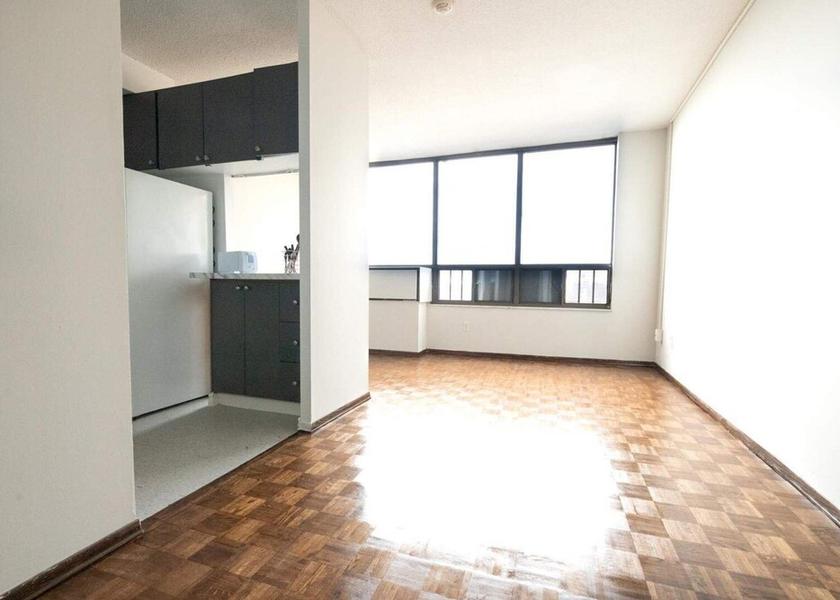 Quebec Montreal Room