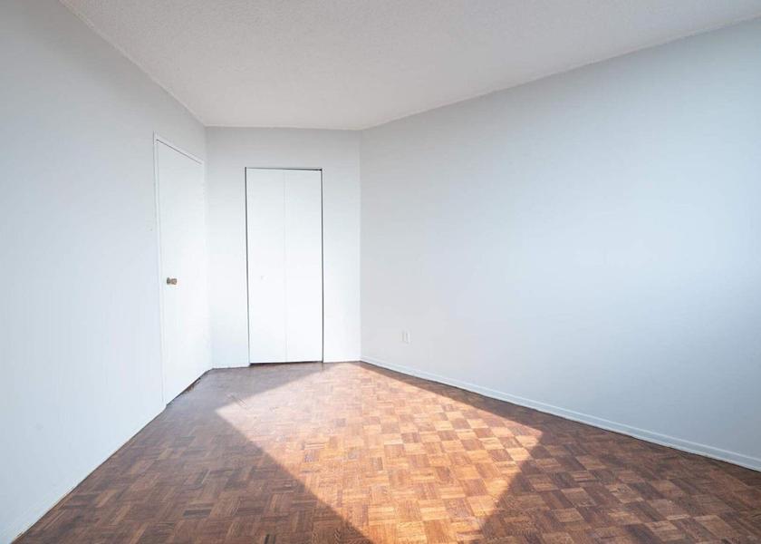 Quebec Montreal Room