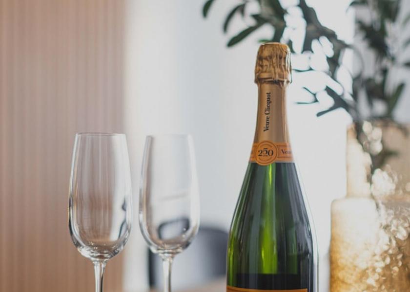 Quebec Montreal Room