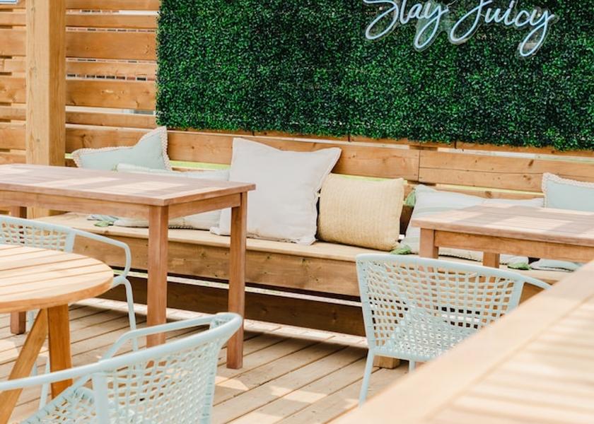 Ontario Lambton Shores Exterior Detail