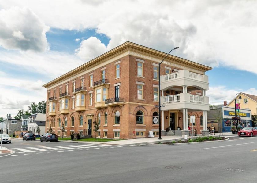 Ontario Smiths Falls Room