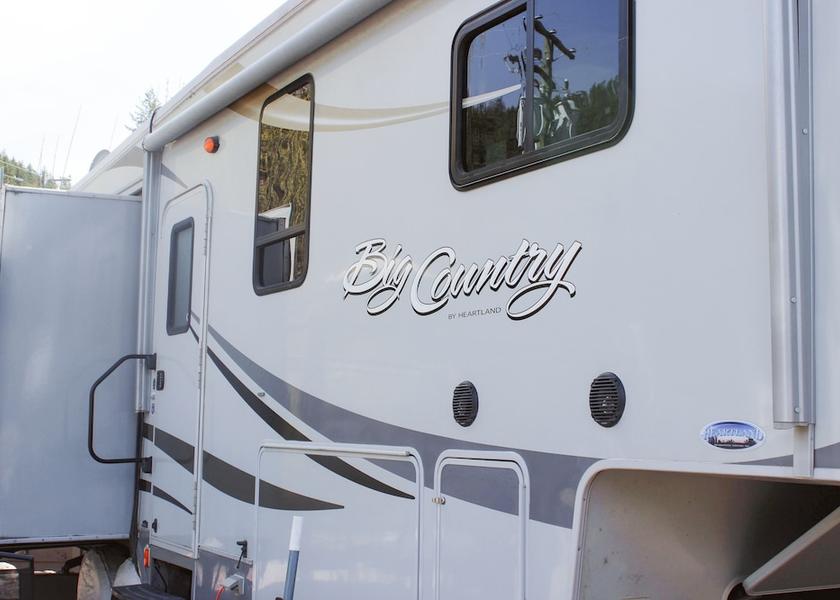 British Columbia Blind Bay Facade