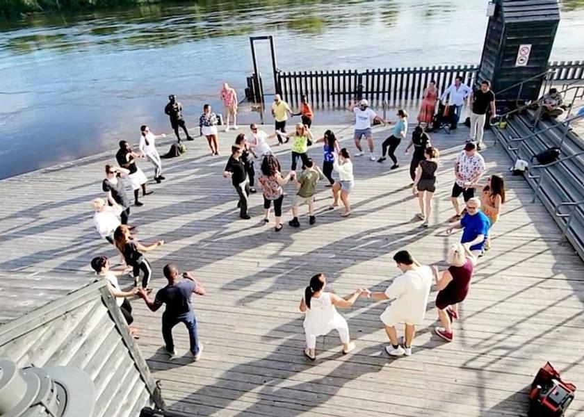 Quebec Gatineau Dock