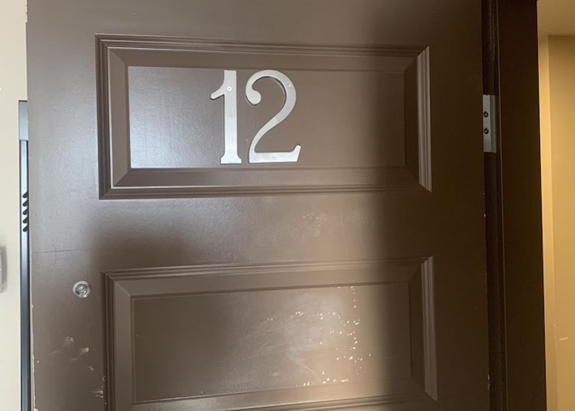 Alberta Canmore Room