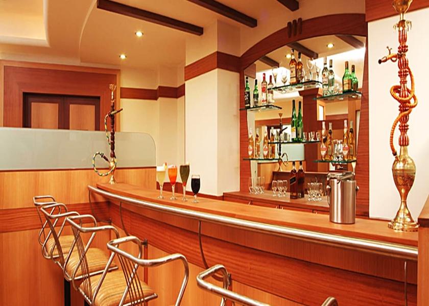 Maharashtra Lonavala Bar (on property)