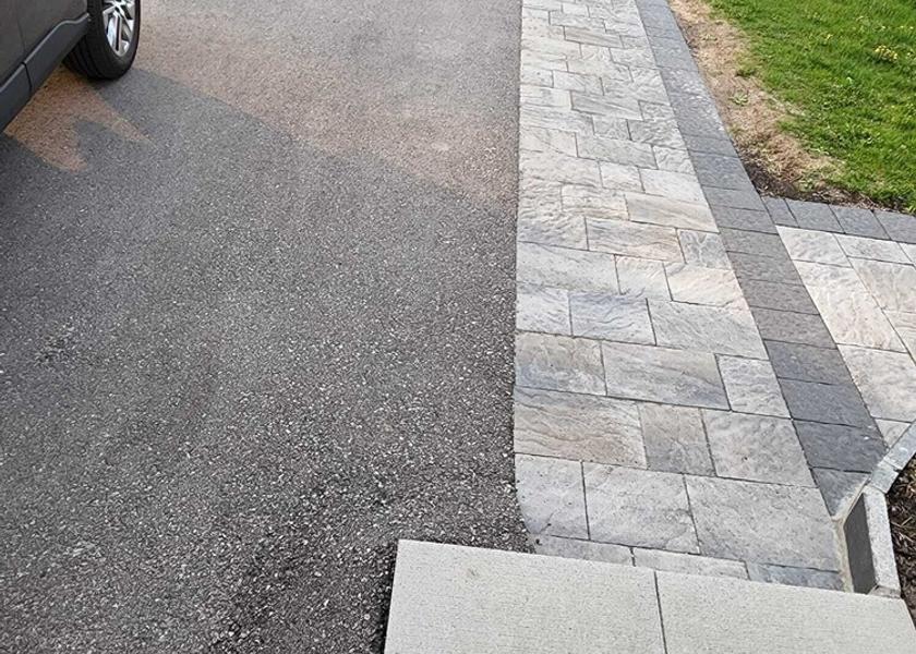 Ontario Barrie Exterior Detail