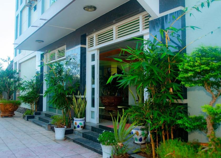 Vinh Long Province Ben Tre Exterior Detail