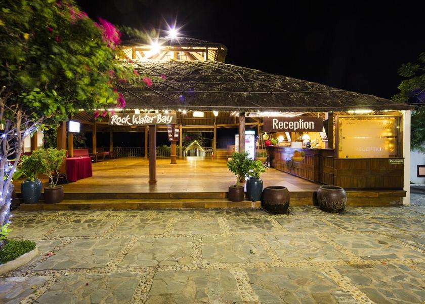 Binh Thuan Ham Thuan Nam Interior Entrance