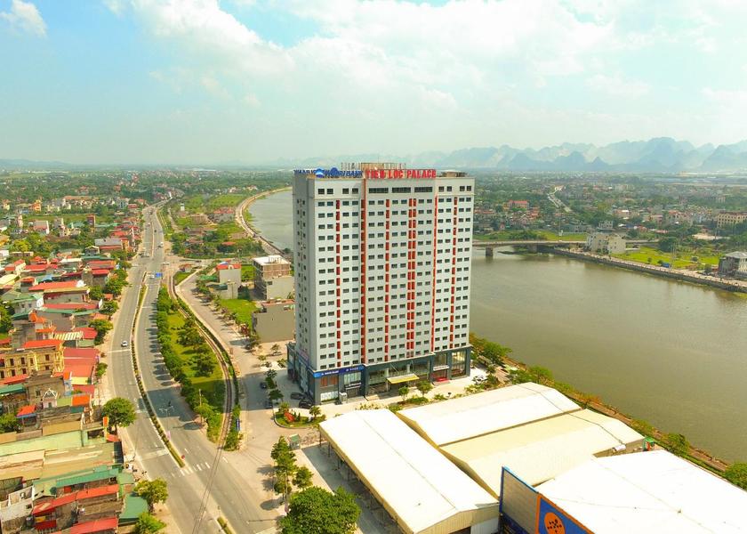 Ninh Binh Province Phu Ly Interior view