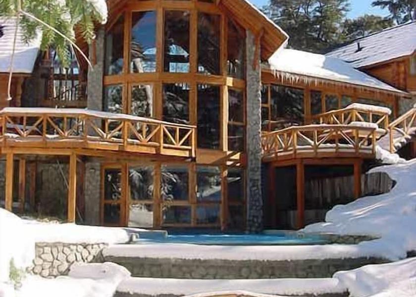 Neuquén Villa La Angostura Facade