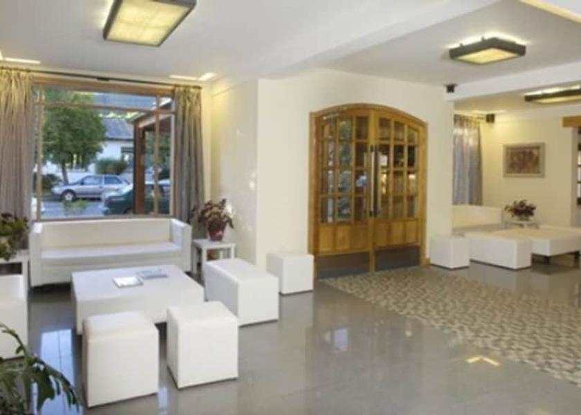  San Martin de los Andes Lobby