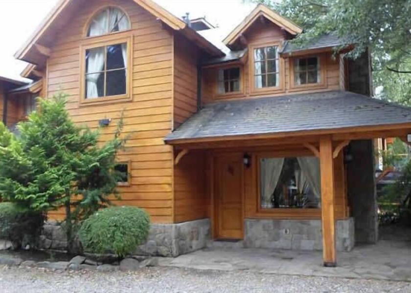  San Martin de los Andes Exterior Detail