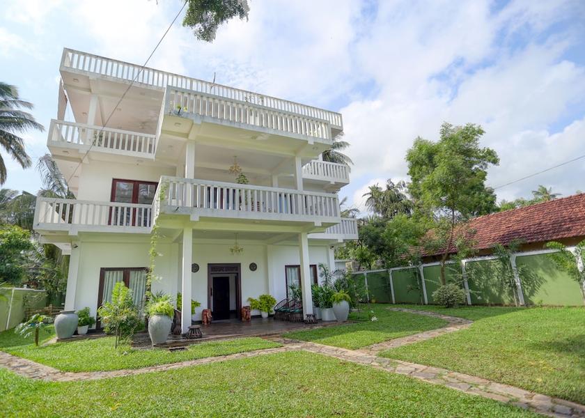 Hambantota District Tangalle Facade