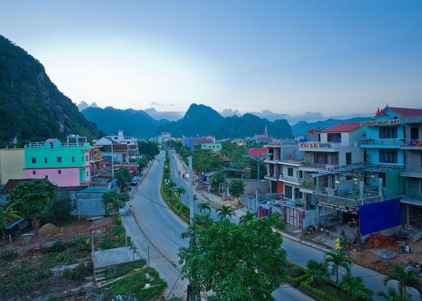 Quang Tri Province Bo Trach Front of property