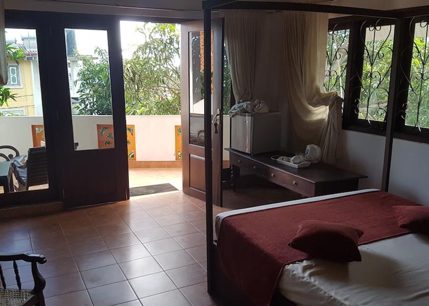Galle District Unawatuna Room