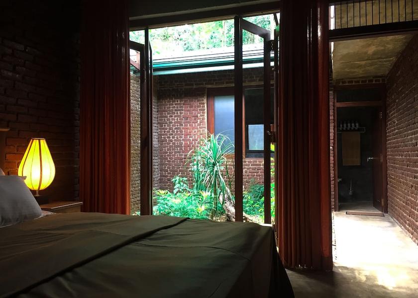 Central Province Ginigathena Room