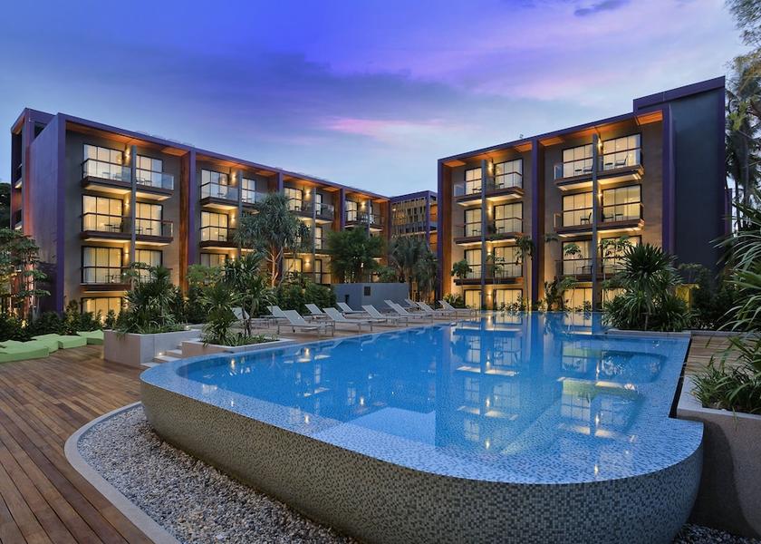 Phuket Patong Exterior Detail