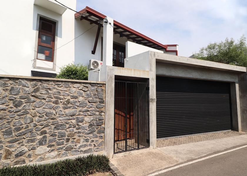 Colombo District Moratuwa Exterior Detail