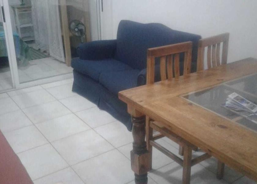 Mendoza Mendoza Interior Entrance