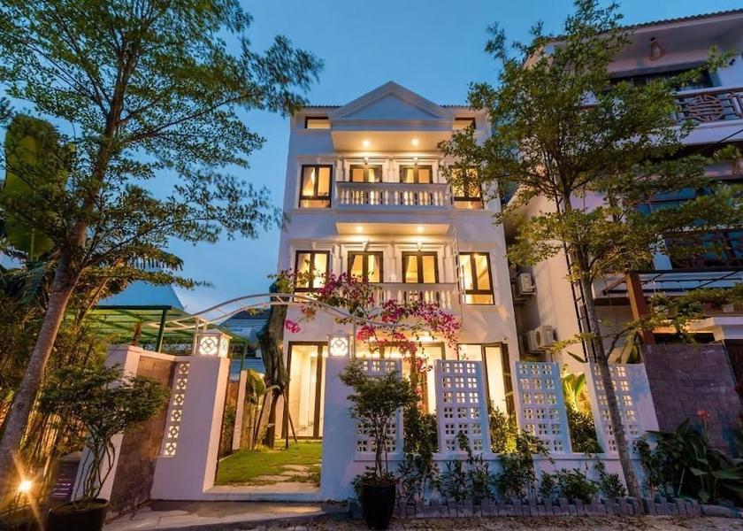 Quang Nam Hoi An Facade