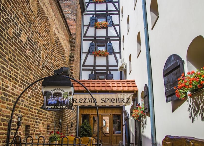 Kuyavian-Pomeranian Voivodeship Torun Courtyard