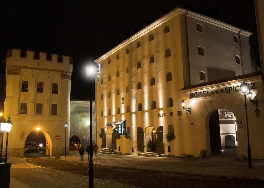 Kuyavian-Pomeranian Voivodeship Torun Facade