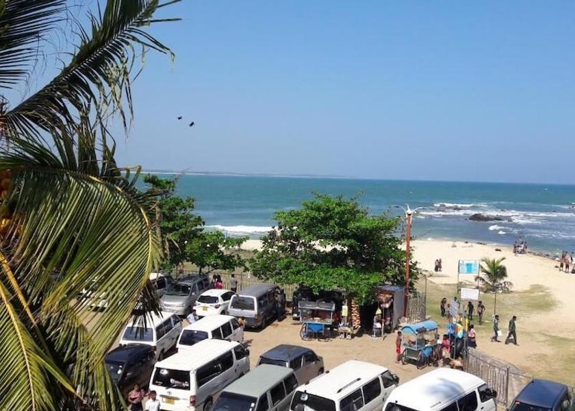 Hambantota District Tangalle Beach