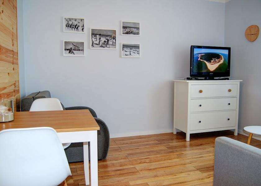  Hel Room