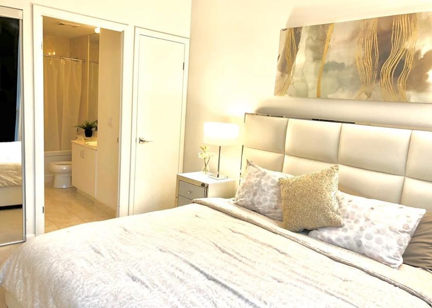 Ontario Toronto Room