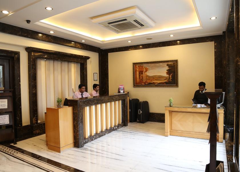 Delhi Delhi Public Areas
