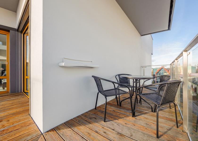  Hel Terrace