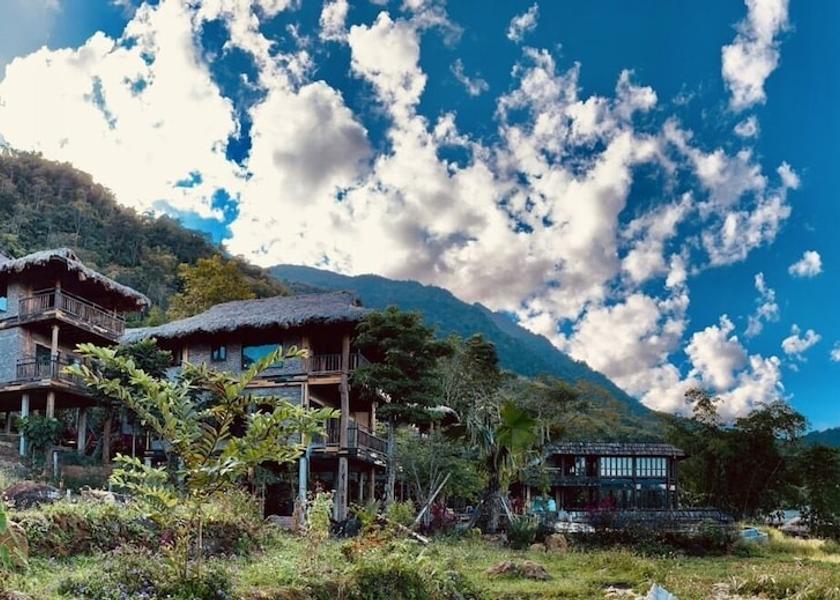 Thanh Hoa Ba Thuoc Facade