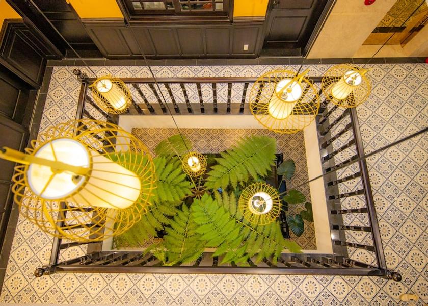 Thua Thien-Hue Da Nang Property Grounds