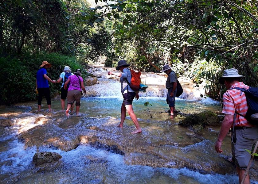 Thanh Hoa Ba Thuoc Hiking