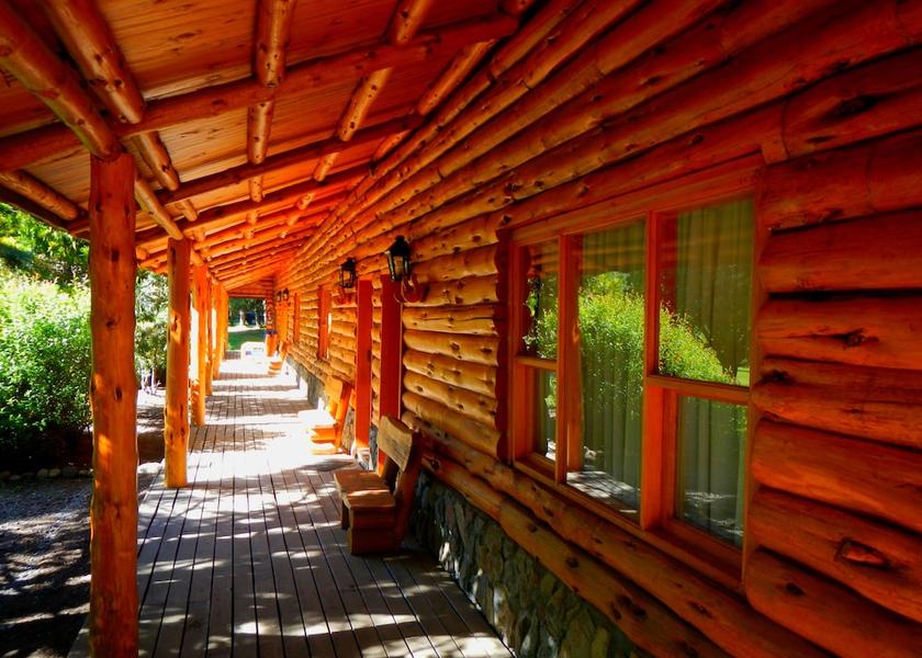 Neuquén Junin de los Andes Porch