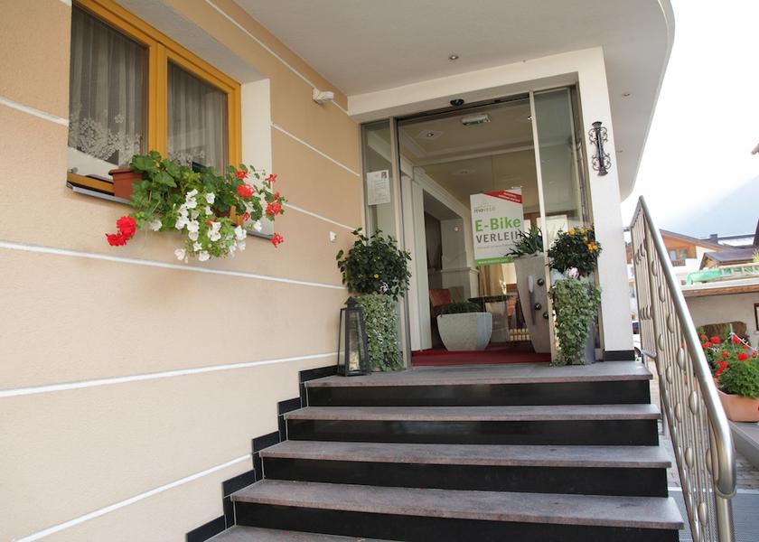 Tyrol See Entrance