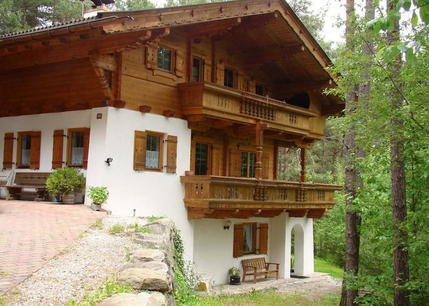 Tirol Mieming Exterior Detail