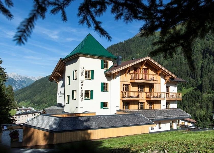 Tyrol Sankt Anton am Arlberg Facade