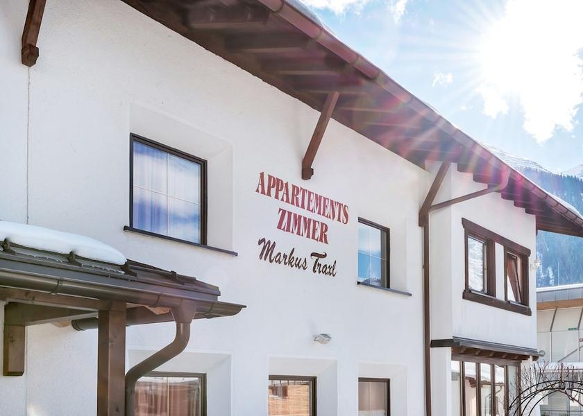 Tirol Sankt Anton am Arlberg Facade