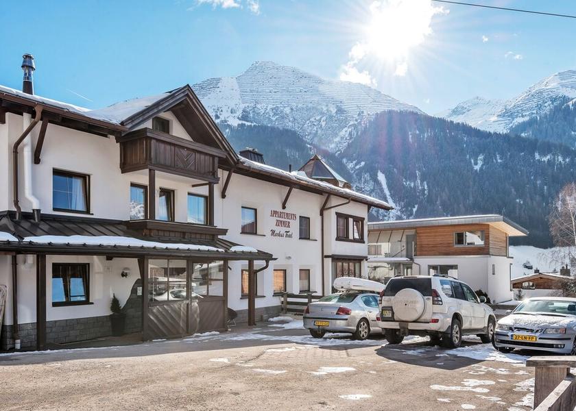 Tirol Sankt Anton am Arlberg Facade