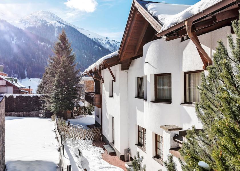 Tirol Sankt Anton am Arlberg Exterior Detail