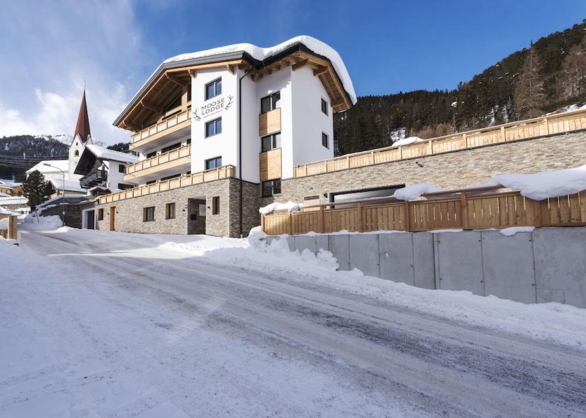 Tirol Sankt Anton am Arlberg Facade
