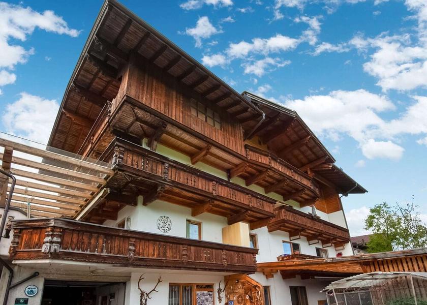 Tirol Fuegenberg Exterior Detail